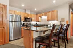 Grand Timber Lodge - 1 Bedroom - Image 5