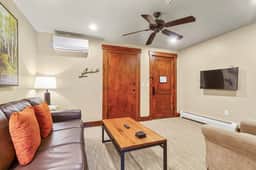 Grand Lodge Peak 7 - Suite - Image 2