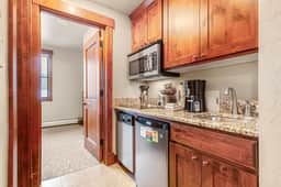Grand Lodge Peak 7 - 3 bedroom - Image 3