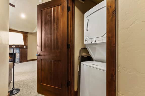 Grand Lodge Peak 7 - 2 bedroom - Image 3