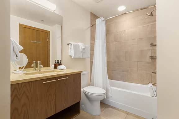 Grand Colorado on Peak 8 - Suite - Image 3